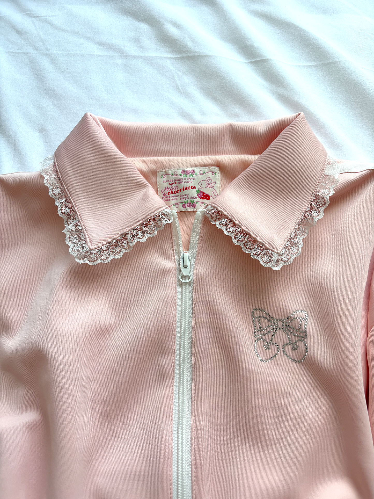 sporty ribbon set up