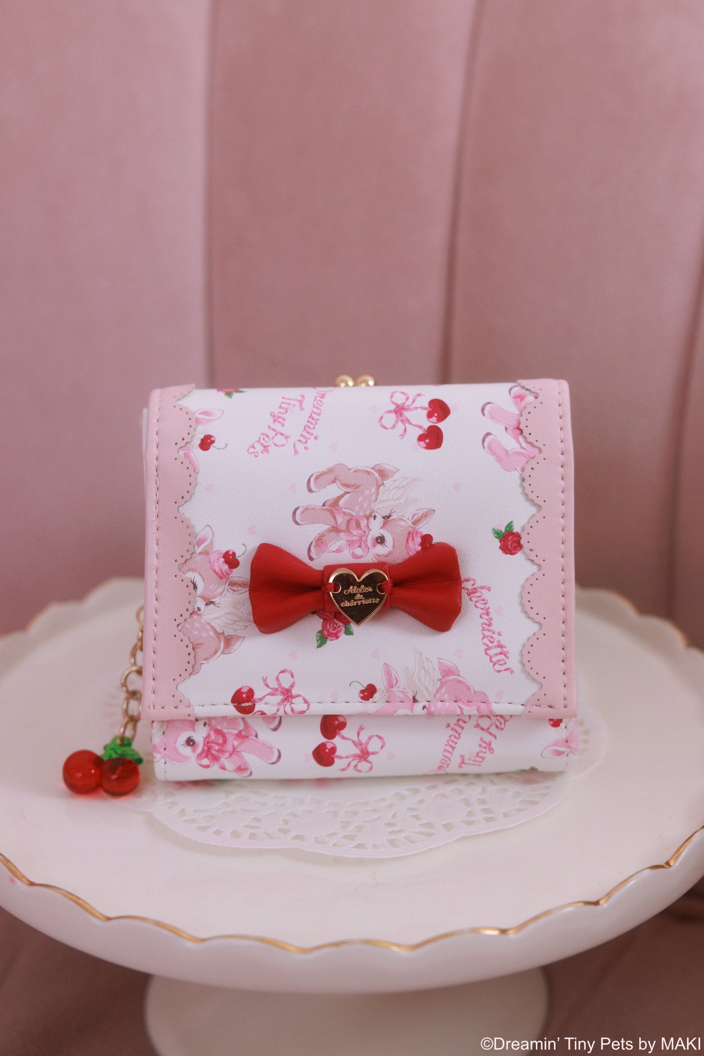 dreamin' vintage fawn folding wallet